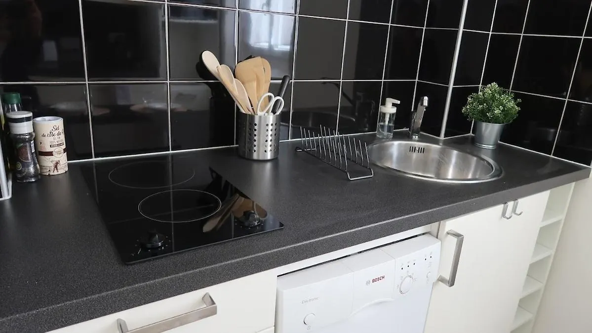 Modern And Cozy Studio 2 Minutes From Porte D'Orleans Paris 0*,  France