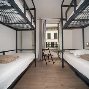  Hostel Enjoy