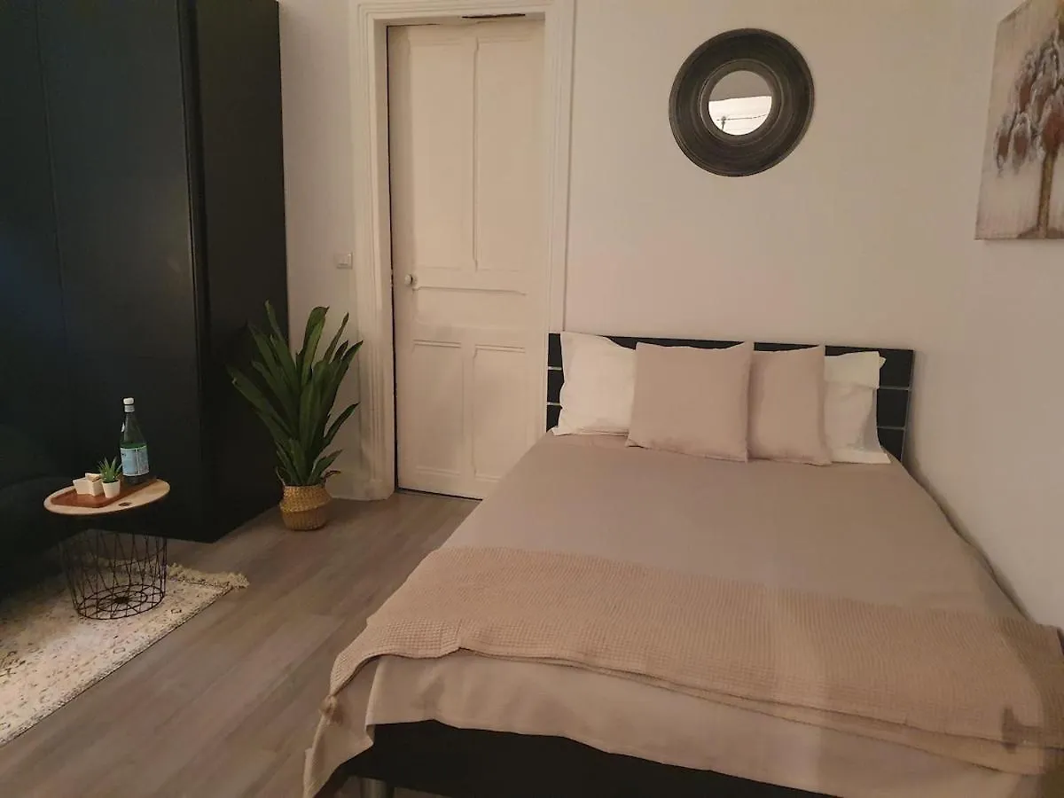 Modern And Cozy Studio 2 Minutes From Porte D'Orleans Paris